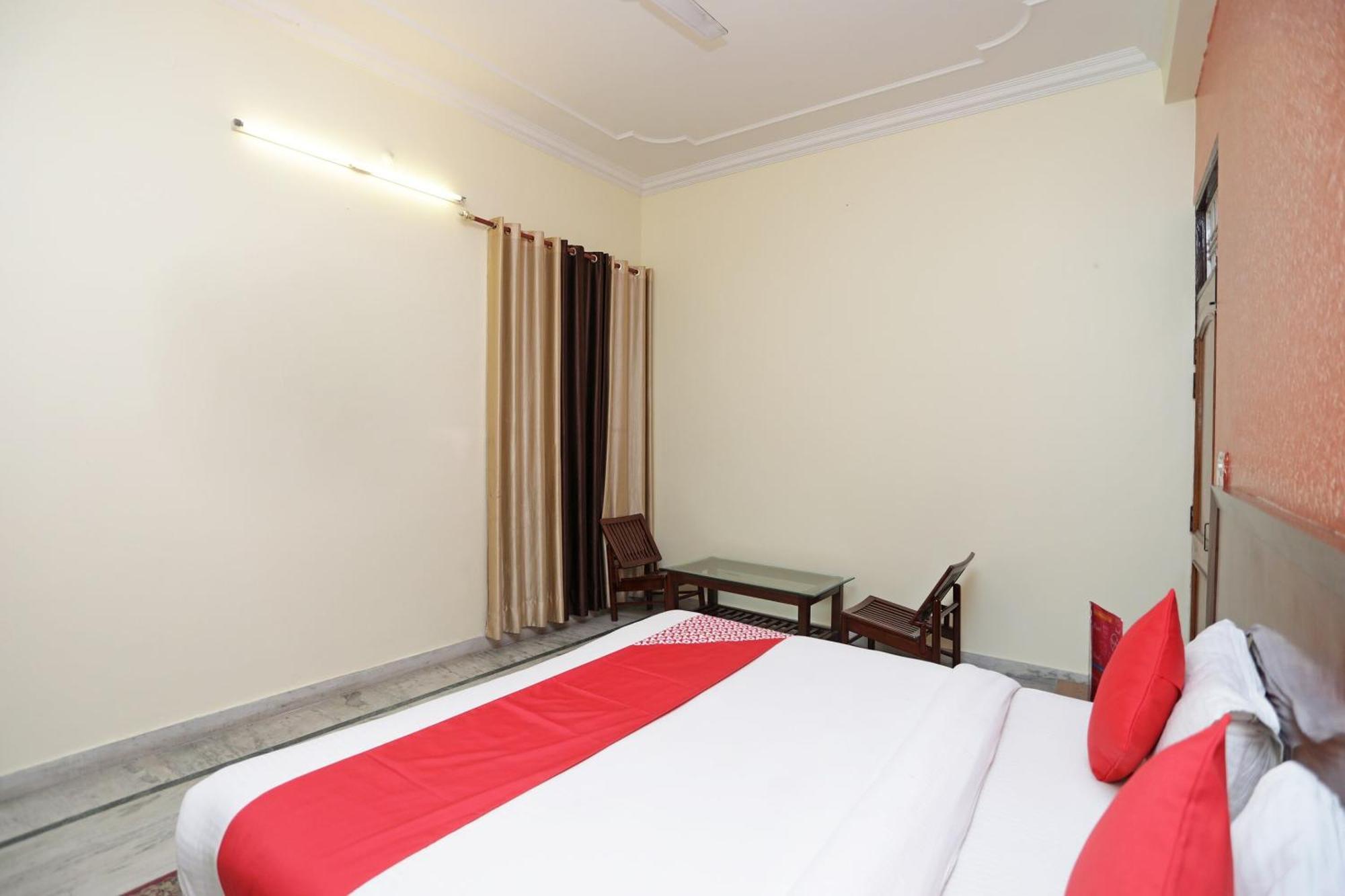 Shikhar Paradise Chinhat Exterior photo